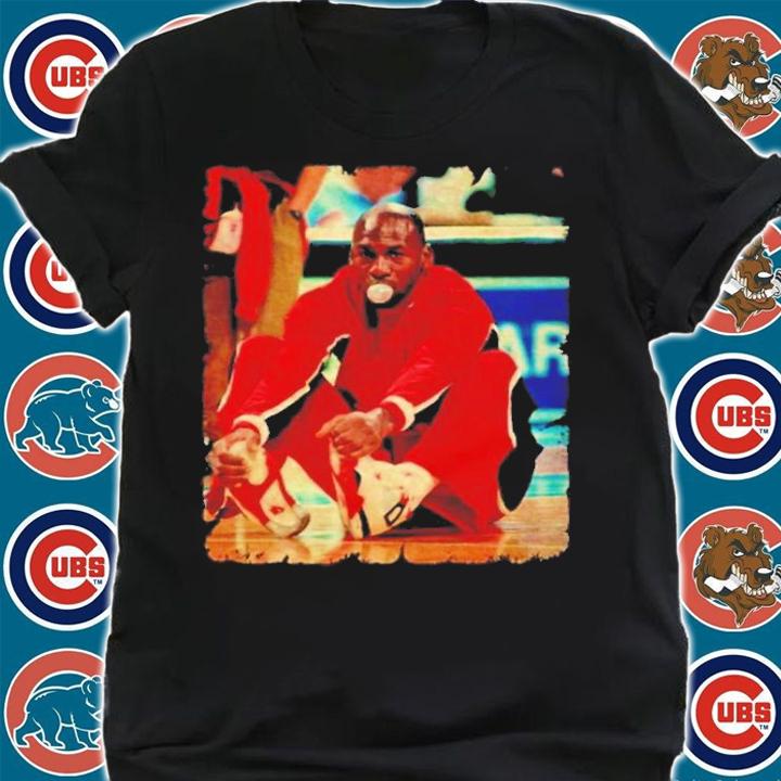 Michael Jordan With Bubble Gum Basketball Shirt t-shirt
