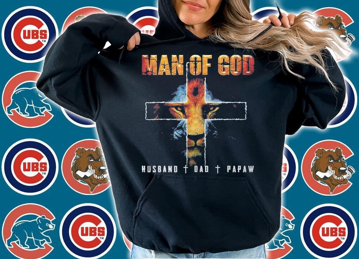 Man Of God Husband Dad Papaw Christian Shirt t-shirt hoodie