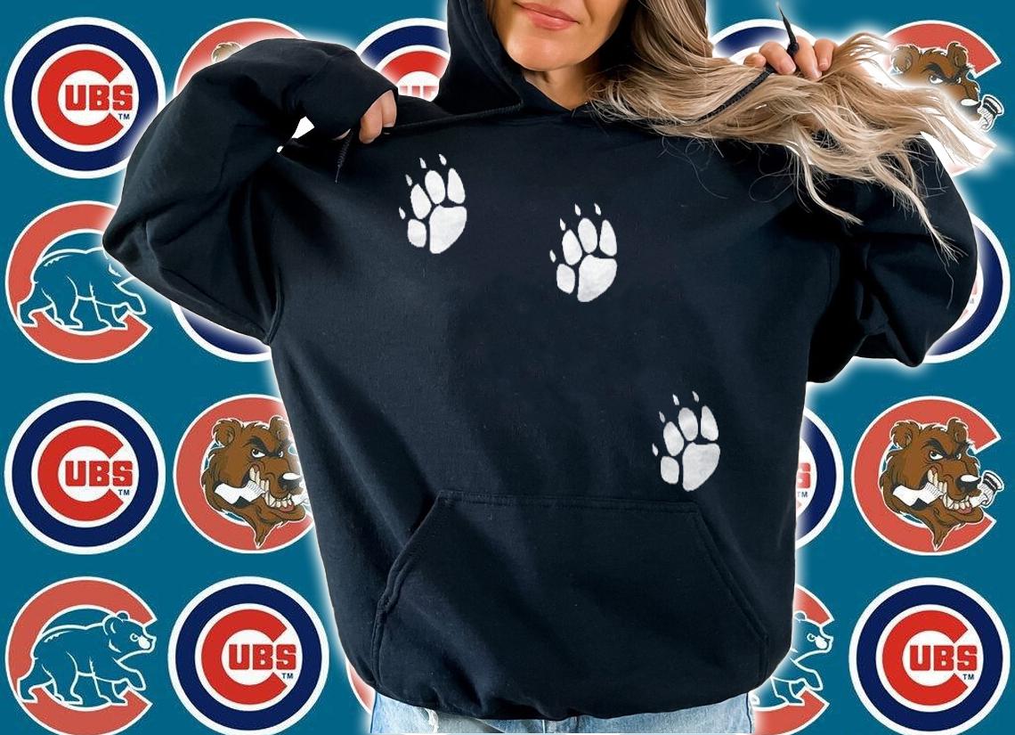 Dog Paw Prints Three Legged Tripod Special Dogs Pullover Shirt t-shirt