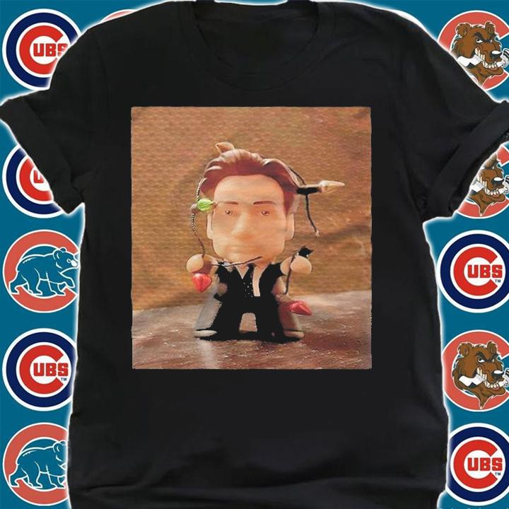 Fox Mulder Christmas statue T-shirt