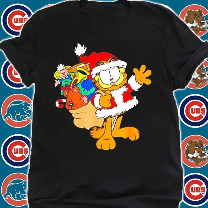 Garfield Santa Garfield With Gifts T-Shirt shirt