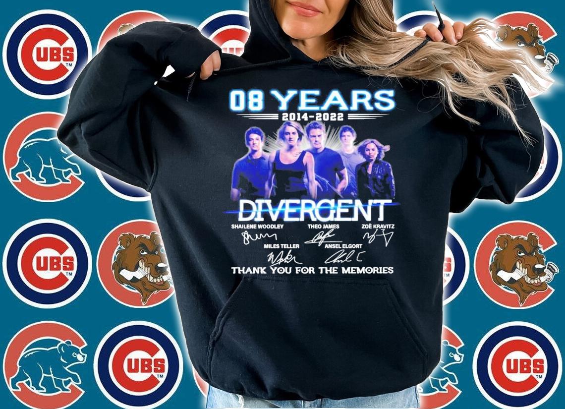 08 years 2014 2022 Divergent signatures t-shirt hoodie